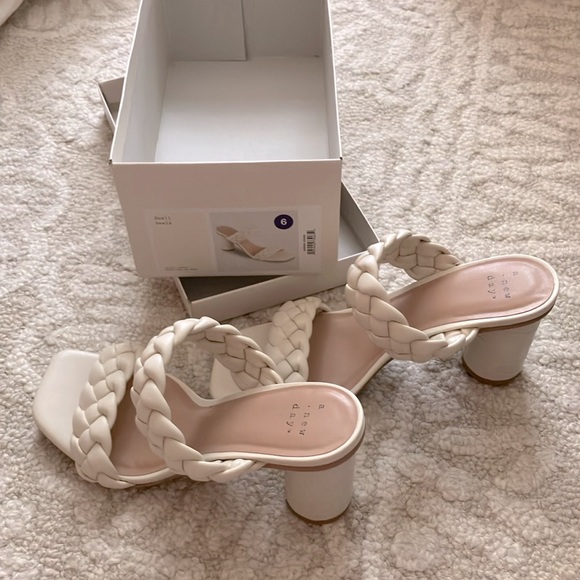 Target Sandals - Picture 3 of 4